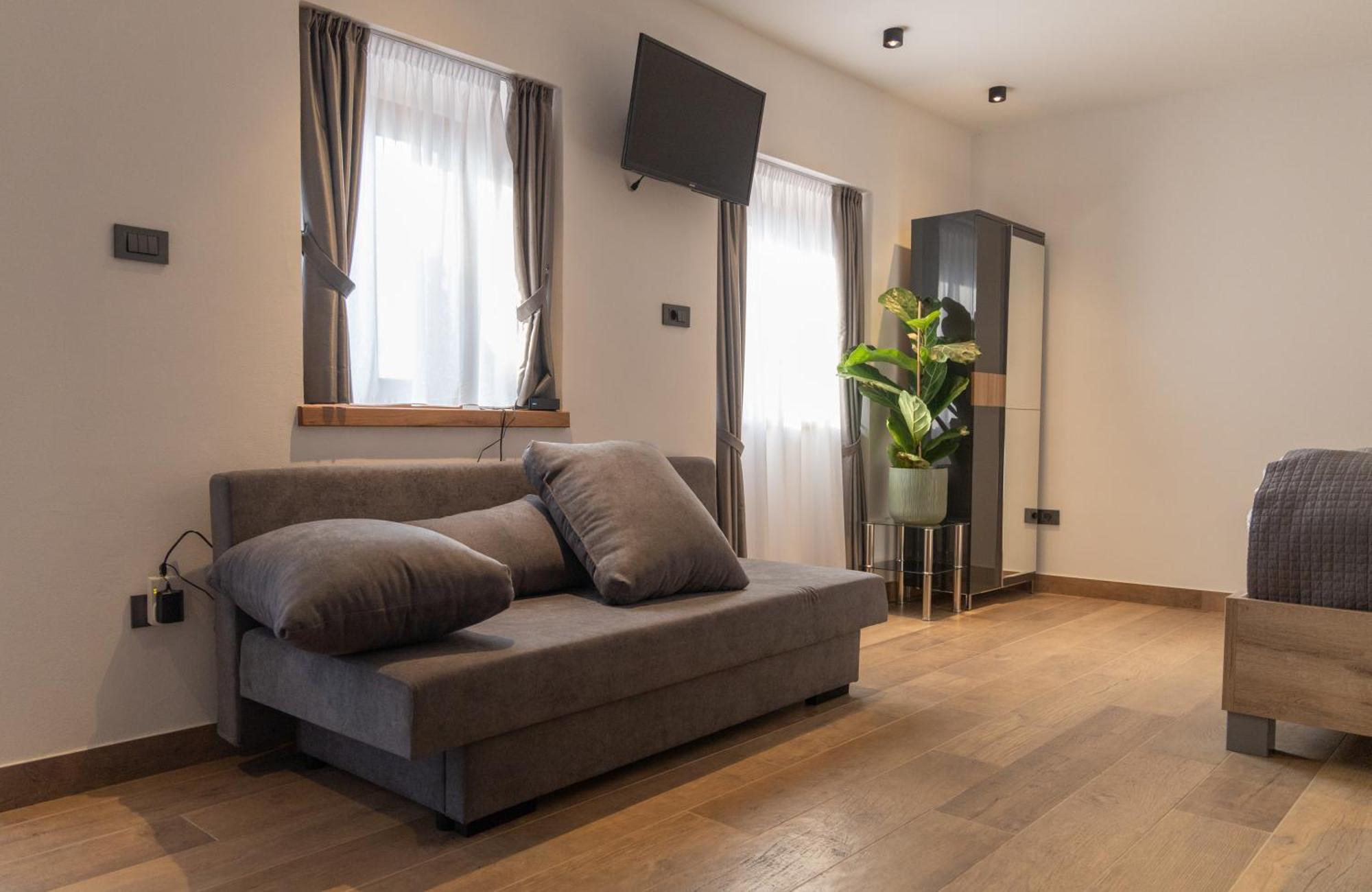 Apartment Posestvoravbar Dutovlje